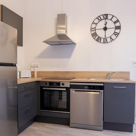 Logement De Charme En Plein Coeur D'アヴィニョン エクステリア 写真