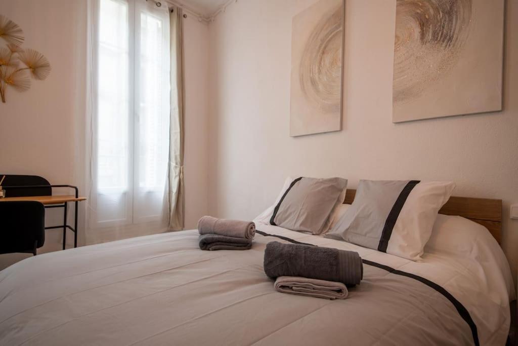 Logement De Charme En Plein Coeur D'アヴィニョン エクステリア 写真