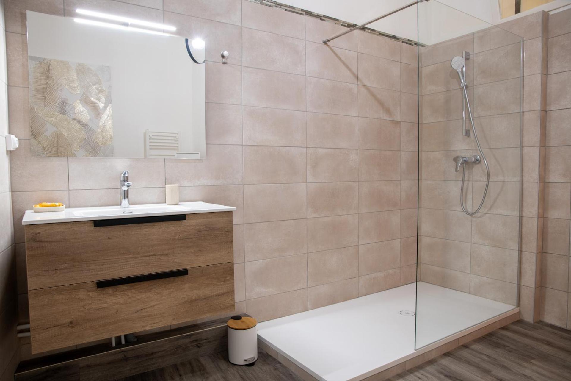 Logement De Charme En Plein Coeur D'アヴィニョン エクステリア 写真